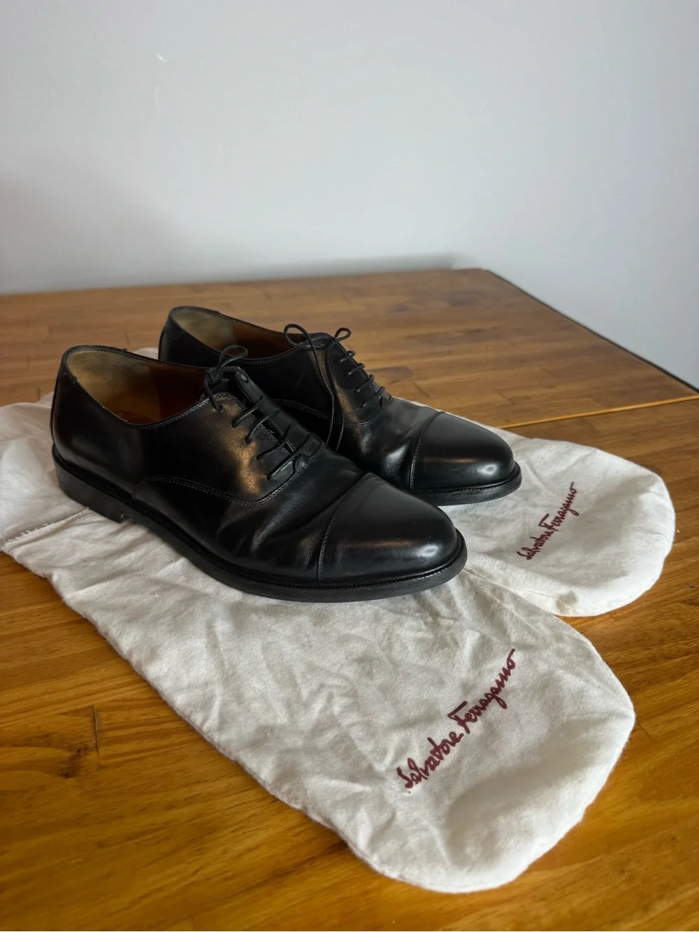 Salvatore Ferragamo Oxford Black Leather Dress Shoes Size 7